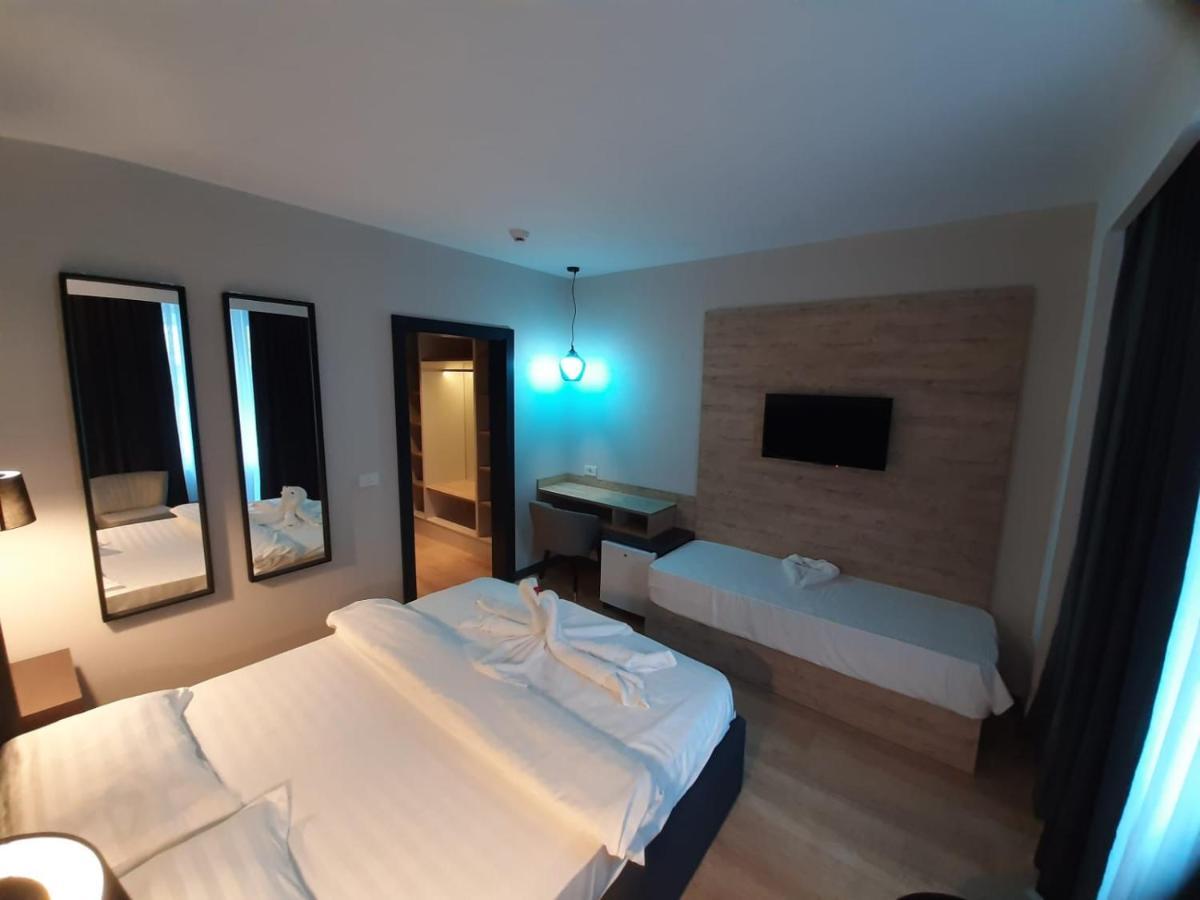 Artemis Hotel Baile Herculane Exterior photo